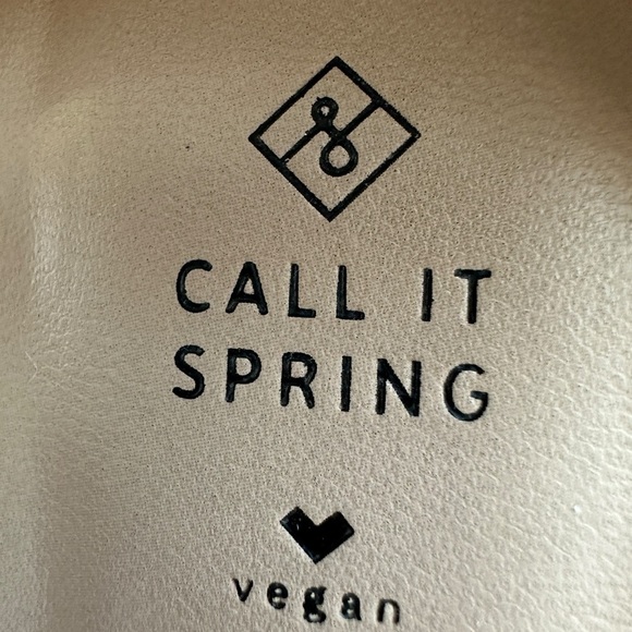 CALL IT SPRING VEGAN ALMOND TOE 4" HIGH HEEL SANDALS STILETTO PATENT NUDE 8 - Picture 8 of 16